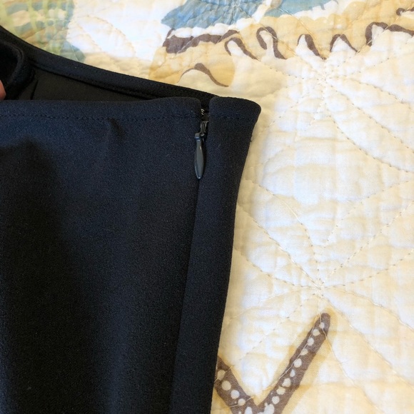 Banana Republic One Shoulder Top - Picture 5 of 5